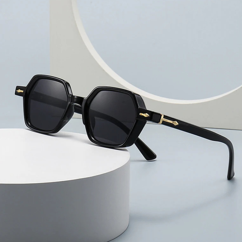 Soleil Retro Inspired Sunglasses