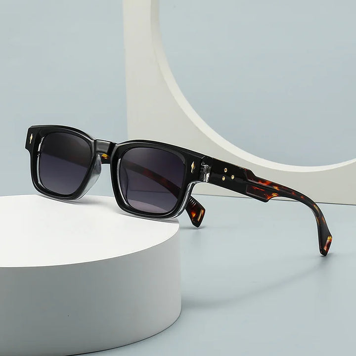 Soleil Retro Sunglasses