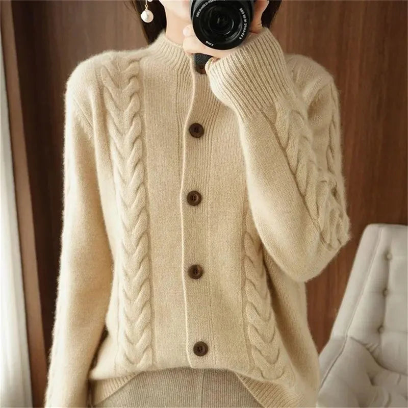 Relaxed-Fit Regular Yarn Cardigan